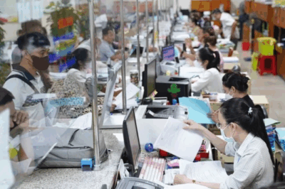 Cán bộ công chức chú ý, từ giờ đi làm mà cứ cái kiểu này là dọn đồ về nhà ngay lập tức