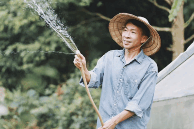 Tin vui NSƯT Việt Hoàn tuổi 59 đăng thông tin tuyển vợ, thấy phù hợp đăng kí ngay đừng chần chờ gì nữa