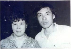 Bà là Nghệ sĩ Nhân dân, là nữ đạo diễn sân khấu hiện đại đầu tiên, và là con gái một đại thần triều Nguyễn…Ai đây