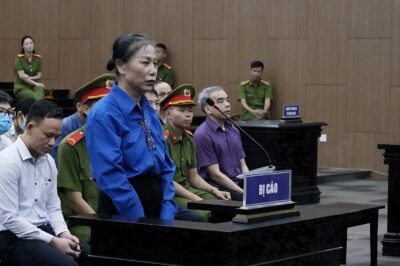 Từ quyền cao chức trọng đến vành móng ngựa: Cựu Bí thư tỉnh ủy Hoàng Thị Thúy Lan ngồi thu mình, gương mặt lặng như tờ…