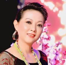 Nghệ sỹ tuổi già sống độc thân, lấy công việc làm niềm vu