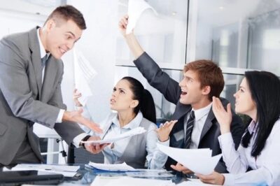 Đề xuất TĂNG LƯƠNG thành công: Sếp với nhân viên lương… xấp xỉ nhau?