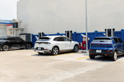 Cứ bán tằng tằng hơn 1 vạn xe/tháng, Vinfast cho loạt ông lớn đuổi mỏi chân, Toyota và Huyndai cộng lại vẫn hít khói