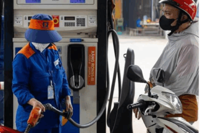S-ố-c với giá xăng chiều nay: chia buồn với những ai hôm qua chưa kịp đổ xăng, tăng thế này thì dân lại đ;a;u ví rồi