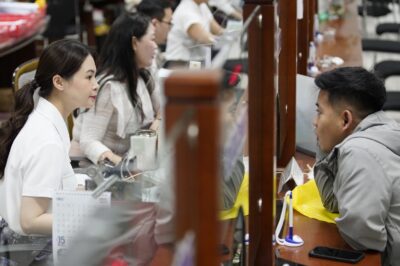 Công chức s/ai ph/ạm vẫn… yên vị? Quy định mới khiến dân khó hiểu