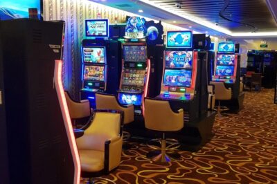 Vụ sòng bạc tại khách sạn Pullman: Cán bộ Cục Thi hành án Hà Nội “th::oát á::n”…. chuyện gì thế này