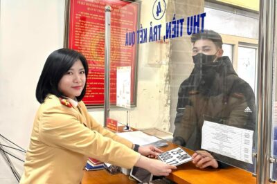 Kết thúc thời “c:ầu cạ:nh” chủ cũ: Người dân được quyền sang tên xe thuận tiện hơn