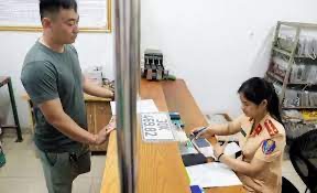Coi chừng maat xe vì luật mới: Người lạ cũng sang tên được nếu có giấy này