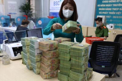 Lương mới áp dụng từ 15/8 này : Ai lọt top nhận thưởng 5 triệu mỗi tháng?
