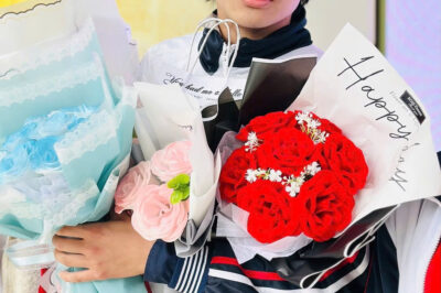 Nam sinh đạp xe đưa em gái đến điểm thi nhờ người trông hộ: Trúng tuyển lớp 10 trường top, hoàn cảnh nghe mà xót xa
