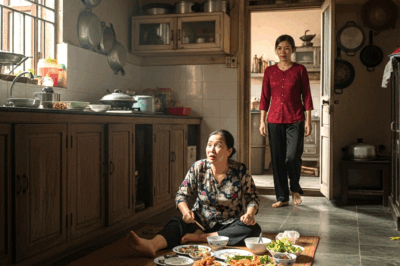 Suốt một tháng chị dâu ăn cơm dưới bếp, không dám ngồi chung mâm với mẹ con tôi, đến khi nhìn thứ trong nồi canh mà tôi tức đỏ mặt