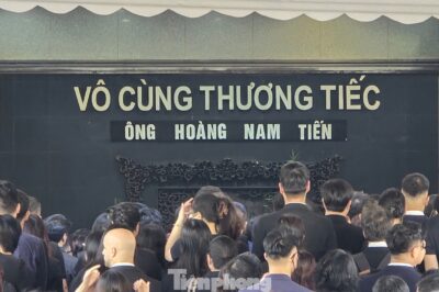 Tang lễ ông Hoàng Nam Tiến: Điều bất ngờ con trai ông t:iết l:ộ khiến hàng ngàn người r:ơi nước mắt