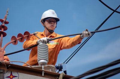 Hà Nội nắng nóng kỷ lục, nhiều nơi c:ắt điện ngày 5/8