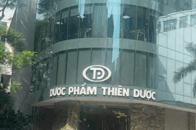 Ngay lúc này, Cả nước hướng về Trụ sở Công ty Công ty dược phẩm Hoàng Hường… Chuyện gì thế này troi oi