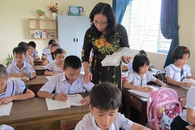 Nóng: Bảng tính tuổi nghỉ hưu của giáo viên sẽ thay đổi từ năm 2026
