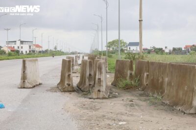 Đường bộ ven biển qua Hải Phòng 3.700 tỷ đồng ‘đắp chiếu’ sau 8 năm khởi công