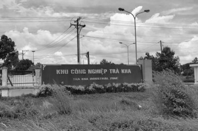 Nam công nhân ở Cà Mau bất ngờ bị c::uốn vào máy sản xuất phân bón TUVONG…. TROI OI hiện trường kinhhoang quá