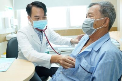TIN VUI:  Toàn dân chính thức được  miễn viện phí cơ bản từ năm 2030