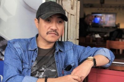 Danh hài từng b::ỏ sân khấu làm tiếp viên hàng không, U60 một mình nuôi con gái