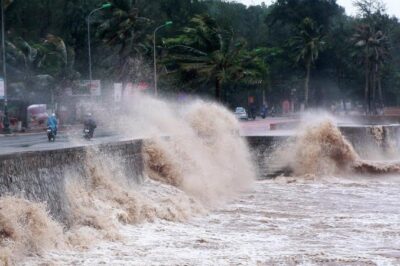 Tin bão khẩn: Bão số 7 đang tiến nhanh vào đất liền rồi, 7 tỉnh sau chuẩn bị tinh thần
